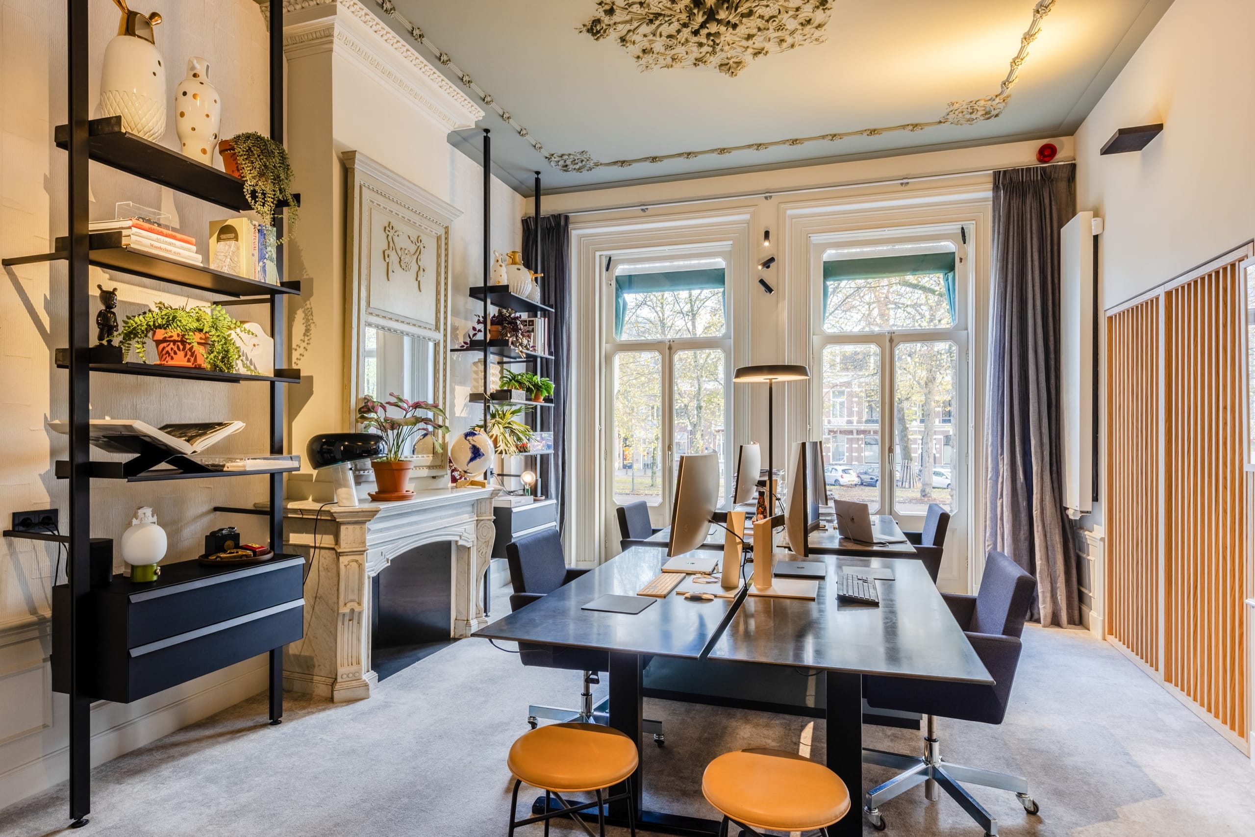 Zakelijk adviesgesprek bij Holland Housing
